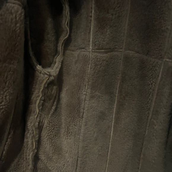 Women's brown suede exterior  and shearling interior car coat size small - Picture 5 of 5